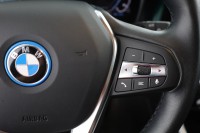 BMW 320 e Touring Advantage