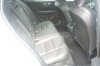Volvo V60 Kombi 2.0 M-Hybrid Plus Dark