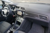 VW Touran 1.5 TSI R-Line