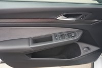 VW Golf VIII Variant 1.5 TSI R-Line