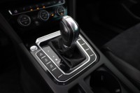 VW Passat Variant 1.8 TSI DSG R-Line