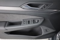 VW Golf VIII Variant 1.5 eTSI R-Line DSG