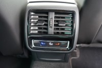 VW Passat Variant 2.0 TSI DSG R-Line