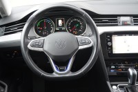 VW Passat Variant GTE