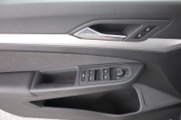 VW Golf VIII Variant 1.5 eTSI DSG Life