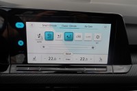 VW Golf VIII 1.5 eTSI R-Line