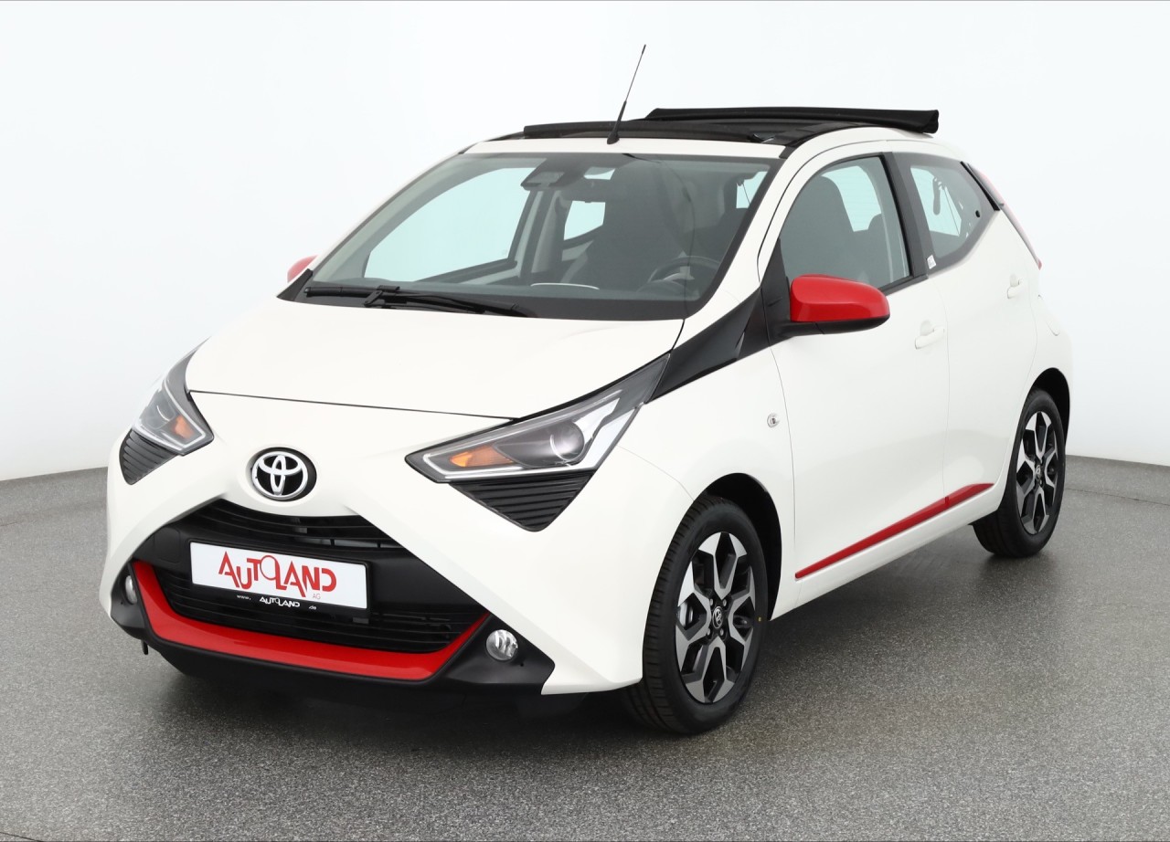 Toyota Aygo 1.0 Aut. x-play connect