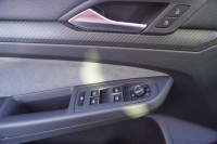 VW Golf VIII 2.0 R-Line 4M SHZ VC