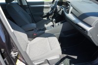 VW Golf VIII Variant 1.5 TSI Life
