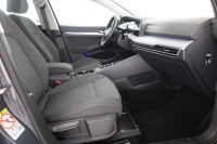 VW Golf VIII Variant 1.5 eTSI DSG Life