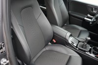 Mercedes-Benz B 150 B200 Standard