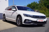 VW Passat Variant Elegance R-Line