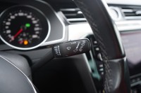 VW Passat Variant 1.5 TSI DSG R-Line