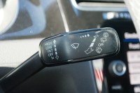 VW Golf 1.5 TSI Highline R-Line
