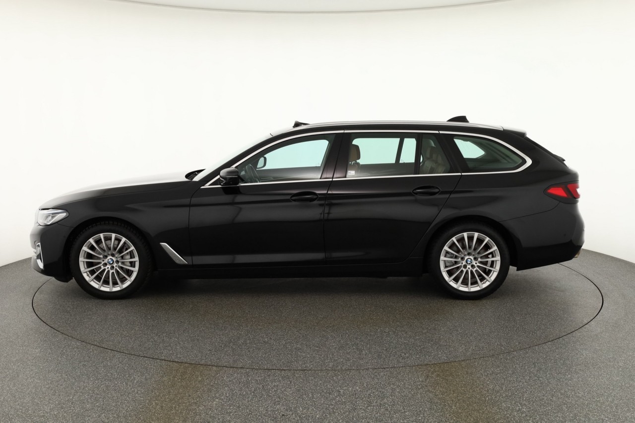 BMW 5 530d Luxury xDrive MHEV Aut.