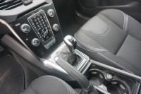 Volvo V40 V 40 T3 2.0 Momentum