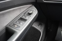 VW Golf VIII Variant R-Line eTSI