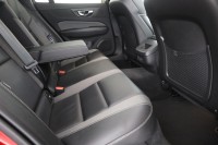 Volvo V60 B3 R Design