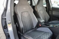 VW Golf VIII Variant 2.0 TDI R-Line DSG