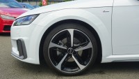 Audi TT Roadster 40 2.0 TFSI S-LINE