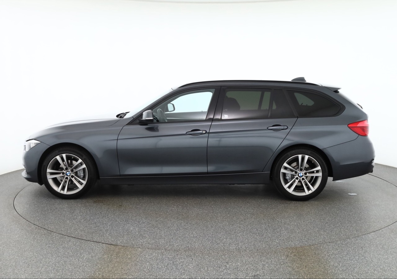 BMW 318 i Touring Sport Line