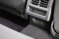 VW Golf VIII Variant 1.5eTSI DSG