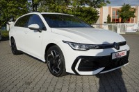 VW Golf VIII Variant 1.5 eTSI R-Line DSG