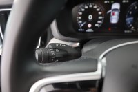 Volvo V60 B3 R Design