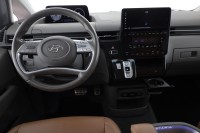 Hyundai Staria 2.2 CRDI 4WD Signature