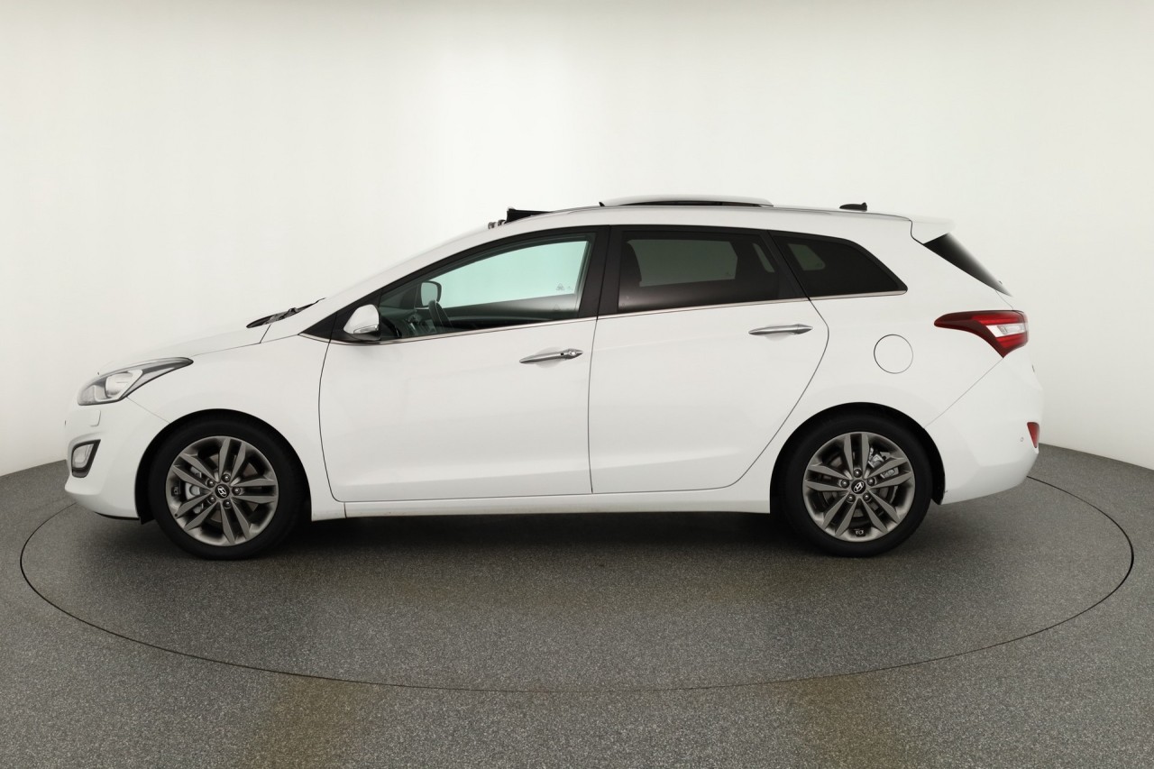 Hyundai i30 cw 1.6 T-GDI DCT Premium