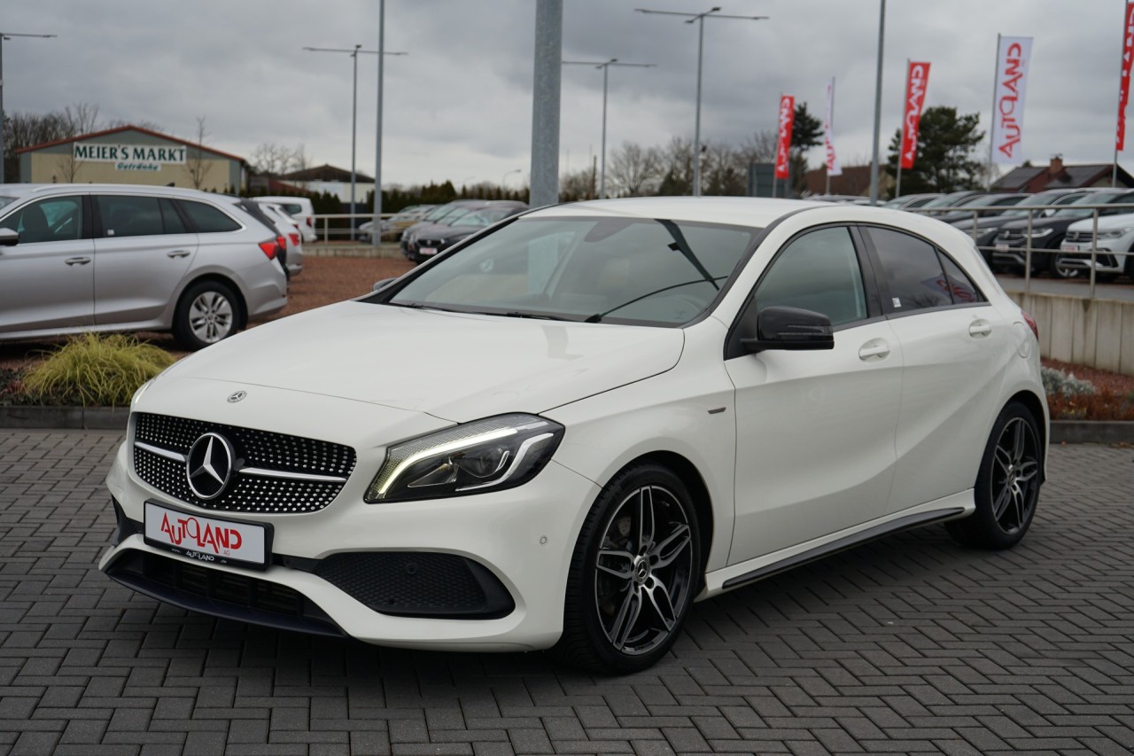 Mercedes-Benz A 200 A200 BlueEfficiency AMG Sport (Line)