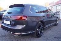 VW Passat Variant 2.0 TDI DSG R-Line 4Motion