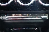 Mercedes-Benz B 180 B180