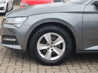 Skoda Superb Combi 2.0 TDI Ambition DSG