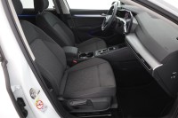 VW Golf VIII Variant 1.5 eTSI DSG