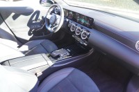 Mercedes-Benz CLA 200 AMG Line