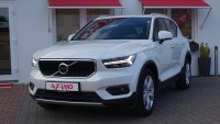 Vorschau: Volvo XC 40 T2 2WD Momentum Pro