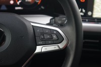 VW Golf VIII Variant 1.5 eTSI DSG
