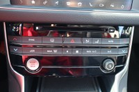 Jaguar XF 2.0 Portfolio AWD