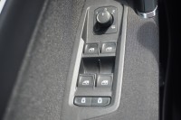 VW Touran 1.5 TSI R-Line