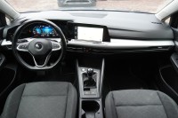 VW Golf VIII Variant 1.0 TSI Life