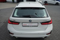 BMW 320 e Touring xDrive Sport Line