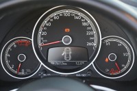 VW Beetle Cabriolet 2.0 R-Line