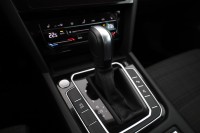 VW Passat Variant 1.5 TSI DSG Business