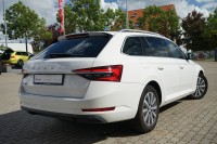 Skoda Superb Combi 2.0 TDI DSG Style