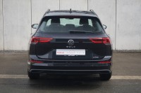 VW Golf VIII Variant 1.5 eTSI DSG