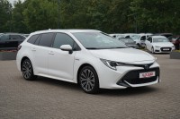 Toyota Corolla 1.8 Hybrid Team D