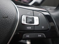 VW Touran 2.0 TDI DSG R-Line