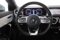 Mercedes-Benz CLA 200 Shooting Brake AMG Line