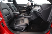 Mercedes-Benz CLA 200 d Urban 4Matic